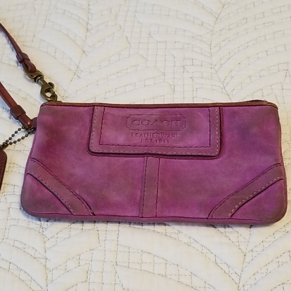 Vintage Coach Wristlet - Picture 2 of 3